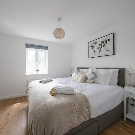 Stylish 2-Bed Home - For Company Contractor And Leisure Stays - Nec, Airport, Hs2, Contractors, Resort World Бирмингем Экстерьер фото
